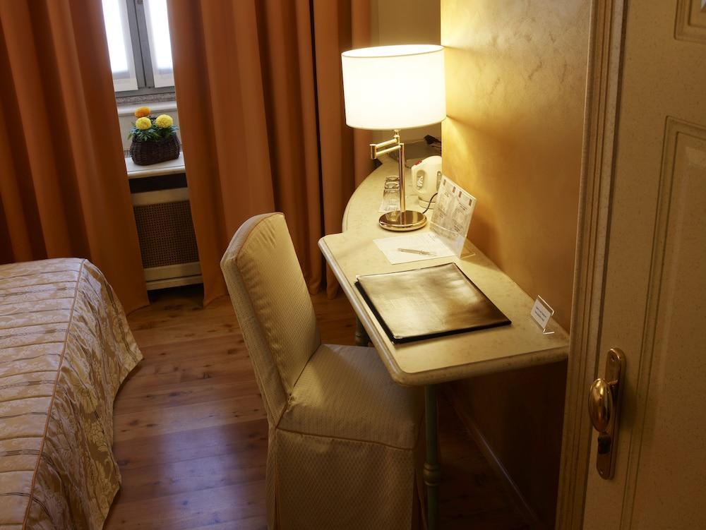 צ'זאנו מדרנו Hotel Parco Borromeo - Monza Brianza מראה חיצוני תמונה